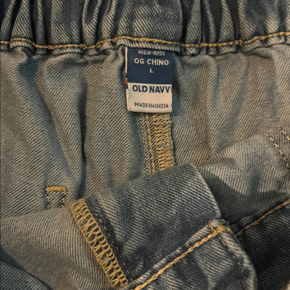3/$15. Old Navy Jeans L - Picture 7 of 8